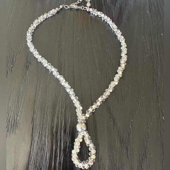 Silver and clear bead necklace - Picture 4 of 5